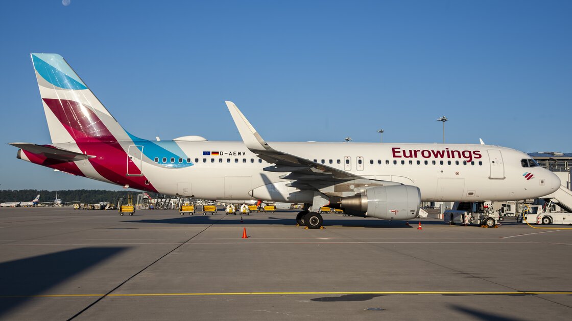 Flight EW 2585 from PALMA DE MALLORCA Stuttgart Airport