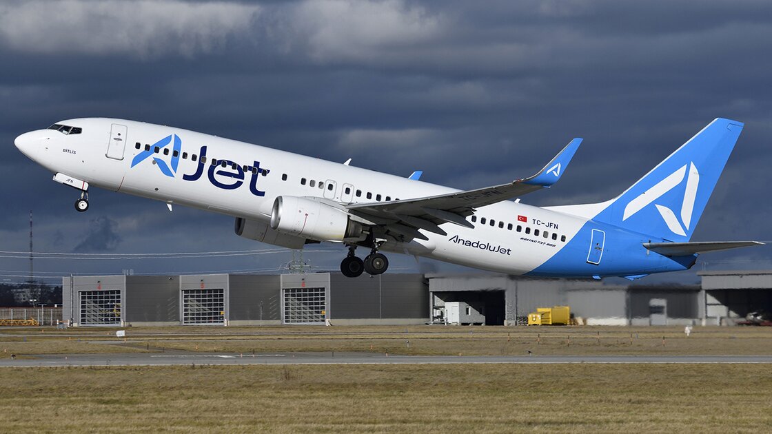 Flight VF 045 from ISTANBUL (SAW) Stuttgart Airport